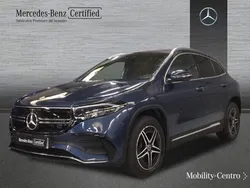 Denim blue metallic paint Usado 2023 Mercedes EQA250+ AMG line SUV | 54.250 €