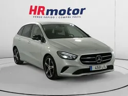 Gris Usado 2021 Mercedes B180 Monovolumen | 24.590 € (Buen precio)