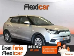 Gris Usado 2016 Ssangyong Tivoli SUV | 11.490 € (Precio justo)
