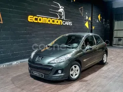 Gris / plata Usado 2011 Peugeot 207 Berlina | 5999 € (Precio justo)