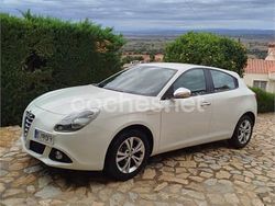 Blanco Usado 2014 Alfa Romeo Giulietta Progression Utilitario | 8750 € (Precio justo)