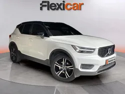 Blanco Usado 2019 Volvo XC40 R-Design SUV | 22.990 € (Un poco caro)
