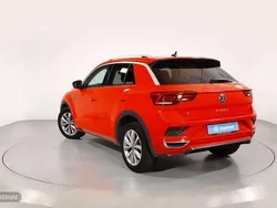 Rojo Usado 2021 VW T-Roc Advance SUV | 23.800 € (Precio justo)