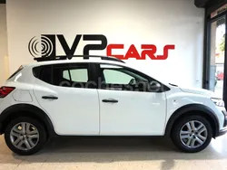 Blanco Usado 2022 Dacia Sandero Essentiel Utilitario | 12.990 € (Precio justo)