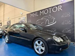 Negro Usado 2004 Mercedes CLK200 Avantgarde Coupe | 8980 € (Precio justo)