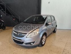 Gris / plata Usado 2010 Opel Corsa Cosmo Berlina | 5000 € (Precio justo)