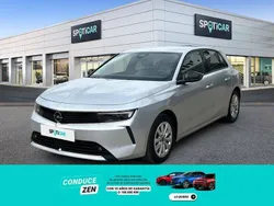 Gris Usado 2023 Opel Astra Edition Berlina | 17.795 € (Precio justo)