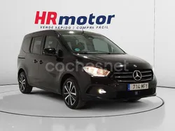 Negro Usado 2023 Mercedes T180 Monovolumen | 27.390 € (Precio justo)