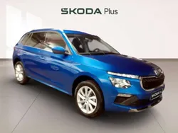 Azul Usado 2024 Skoda Kamiq Selection SUV | 23.900 € (Un poco caro)