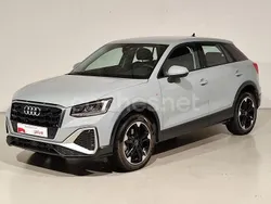 Gris / plata Usado 2023 Audi Q2 S-Line SUV | 34.300 € (Un poco caro)