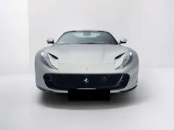 Plateado Usado 2021 Ferrari 812 Descapotable | 459.000 €