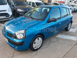 Azul Usado 2002 Renault Clio II Expression Berlina | 4500 € (Un poco caro)