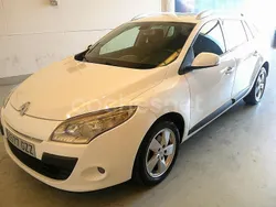 Blanco Usado 2010 Renault Mégane GrandTour Dynamique Familiar | 4690 € (Precio justo)