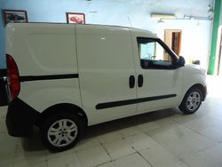 Blanco Usado 2022 Fiat Doblò Monovolumen | 12.300 € (Precio justo)