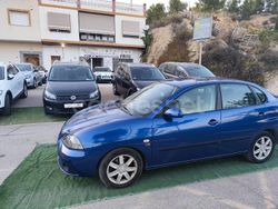 Azul Usado 2004 Seat Cordoba Sport Berlina | 2500 € (Un poco caro)