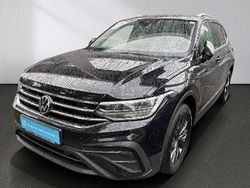 Negro Usado 2023 VW Tiguan Allspace Life SUV | 46.500 €