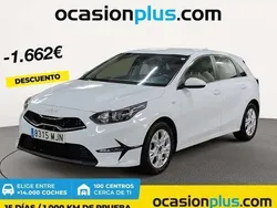 Blanco Usado 2023 Kia Ceed Utilitario | 16.082 € (Precio justo)
