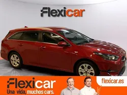 Rojo Usado 2022 Kia Ceed Familiar | 17.490 € (Precio justo)