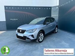 Gris Usado 2024 Seat Arona FR SUV | 21.590 € (Un poco caro)