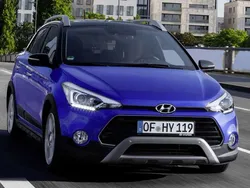 Blanco Usado 2017 Hyundai i20 Active SUV | 12.990 € (Precio justo)
