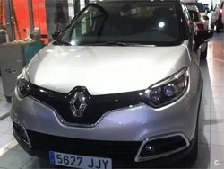 Gris / plata Usado 2015 Renault Captur Zen SUV | 9500 € (Precio justo)