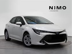 Blanco classic Usado 2020 Toyota Corolla Active Berlina | 18.000 € (Precio justo)
