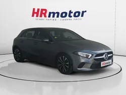 Gris Usado 2022 Mercedes A180 Berlina | 27.000 € (Precio justo)