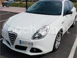 Blanco Usado 2012 Alfa Romeo Giulietta Distinctive Utilitario | 5600 € (Buen precio)