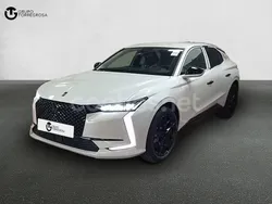 Blanco Usado 2023 DS Automobiles DS4 Performance Berlina | 34.900 € (Caro)