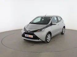 Gris Usado 2016 Toyota Aygo X-play Utilitario | 8099 € (Precio justo)