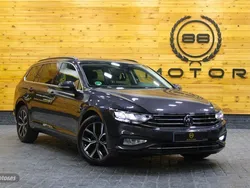 Gris / plata Usado 2023 VW Passat Executive Familiar | 31.970 € (Precio justo)