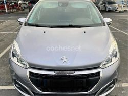 Gris / plata Usado 2019 Peugeot 208 GT-line Utilitario | 9200 € (Precio justo)