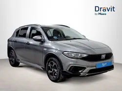 Gris Usado 2022 Fiat Tipo Cross Berlina | 17.490 € (Precio justo)