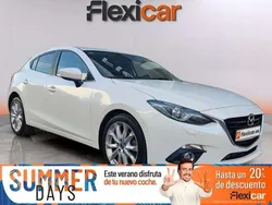 Blanco Usado 2016 Mazda 3 Luxury Berlina | 11.890 € (Precio justo)