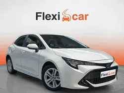Blanco Usado 2023 Toyota Corolla Active Berlina | 20.490 € (Buen precio)