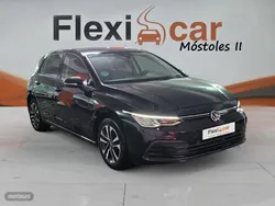 Negro Usado 2021 VW Golf VIII Life Berlina | 20.990 € (Buen precio)