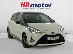 Blanco Usado 2018 Toyota Yaris Hybrid Active Utilitario | 14.390 €