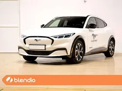 Blanco Usado 2023 Ford Mustang Mach-E Extended Range SUV | 55.120 €