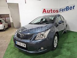 Gris / plata Usado 2010 Toyota Avensis Advance Berlina | 8900 € (Precio justo)