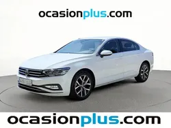 Blanco Usado 2020 VW Passat Executive Berlina | 19.537 € (Precio justo)