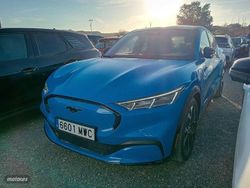 Azul Usado 2024 Ford Mustang Mach-E Premium SUV | 39.850 € (Precio justo)