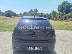Negro Usado 2002 Seat Ibiza Sport Berlina | 2790 € (Un poco caro)