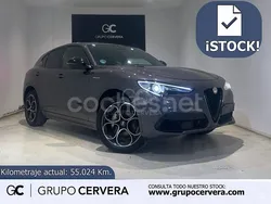 Gris / plata Usado 2022 Alfa Romeo Stelvio Veloce SUV | 36.990 € (Caro)