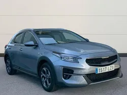 Gris Usado 2022 Kia XCeed SUV | 17.490 € (Precio justo)