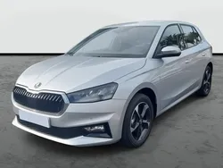 Plata brilliant metalizado Usado 2024 Skoda Fabia Selection | 18.990 € (Precio justo)