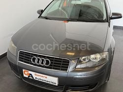 Gris / plata Usado 2006 Audi A3 Attraction Berlina | 5900 € (Precio justo)