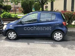 Azul Usado 2005 Toyota Yaris Luna Berlina | 3200 € (Precio justo)