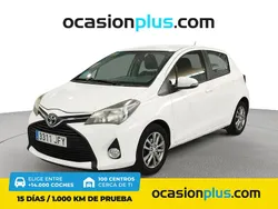 Blanco Usado 2015 Toyota Yaris City Utilitario | 8200 € (Precio justo)