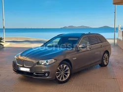 Gris / plata Usado 2014 BMW 530 Comfort Edition Familiar | 17.500 € (Un poco caro)