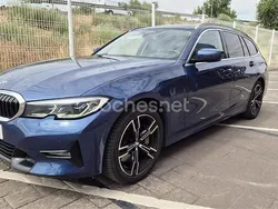 Azul Usado 2021 BMW 330e Familiar | 22.500 € (Precio justo)